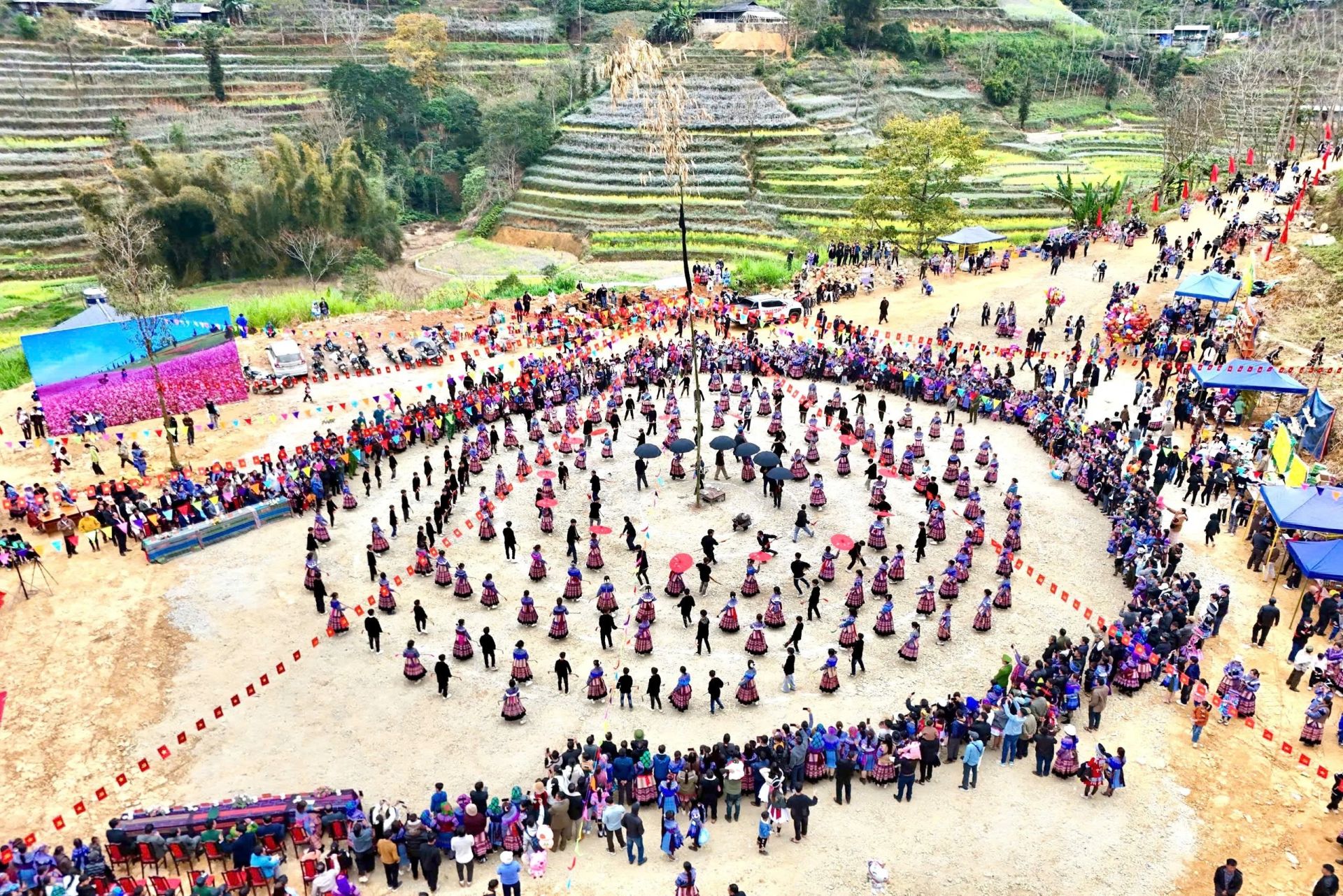 Si Ma Cai khai mạc Lễ hội Gầu tào 2026, tôn vinh bản sắc văn hóa Mông
