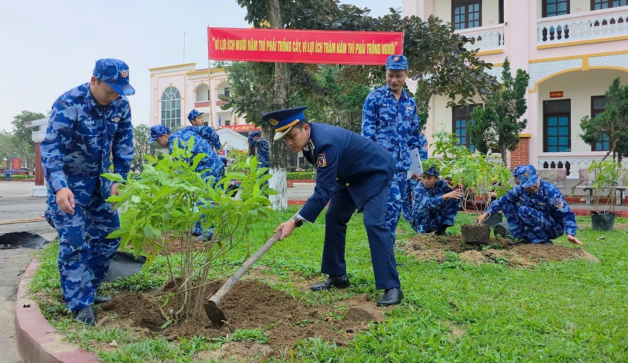 Hải đội 102 phát động Tết trồng cây “Đời đời nhớ ơn Bác Hồ”