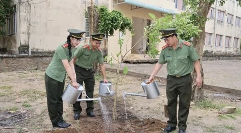 Công an TP. Cần Thơ phát động 'Tết trồng cây đời đời nhớ ơn Bác Hồ'