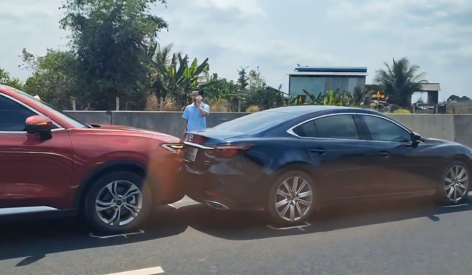 Tai nạn liên hoàn trên cao tốc Phan Thiết - Dầu Giây gây ùn tắc cục bộ