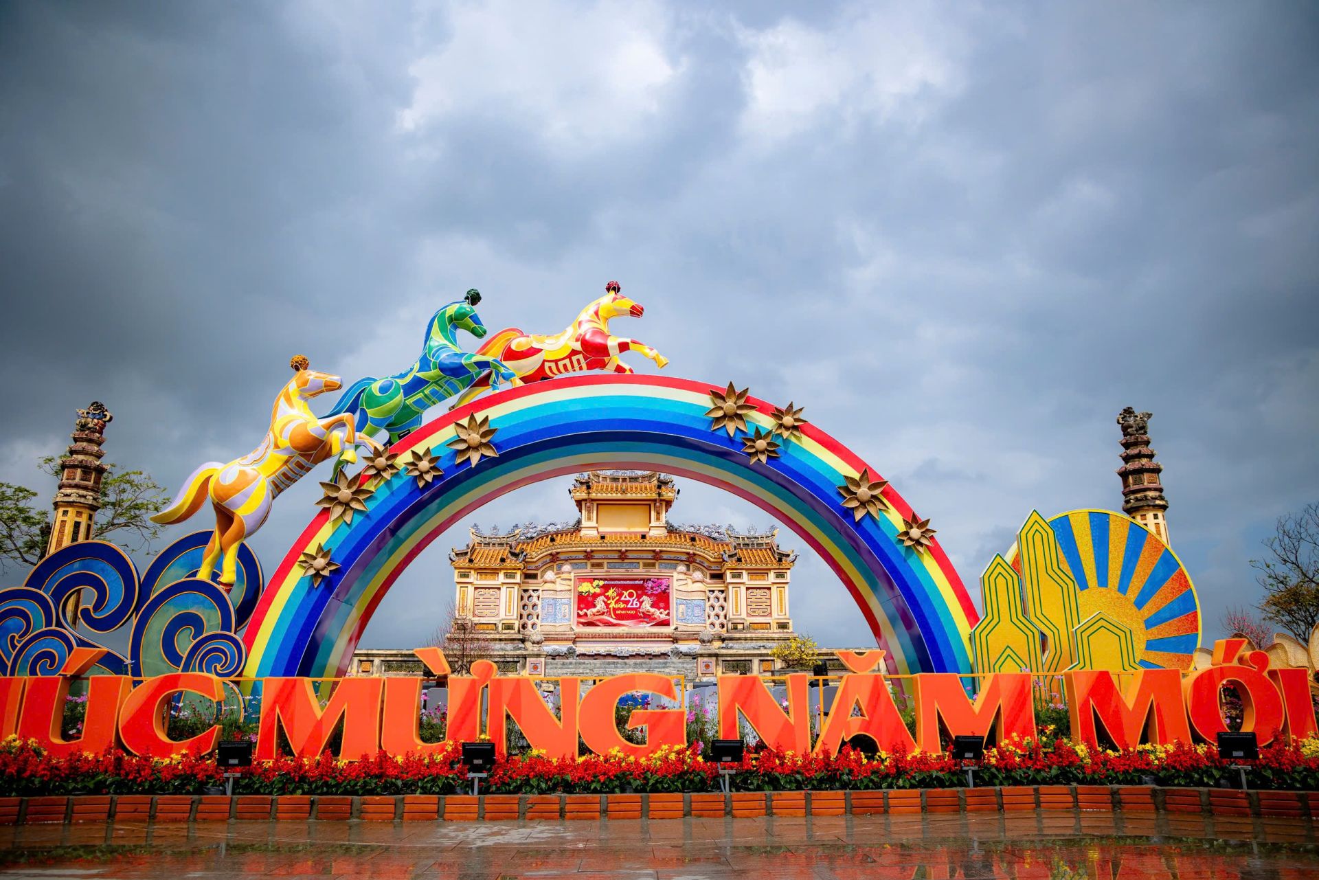 Du lịch Huế hứa hẹn thu h&uacute;t 7,5 triệu kh&aacute;ch du lịch trong năm con ngựa n&agrave;y