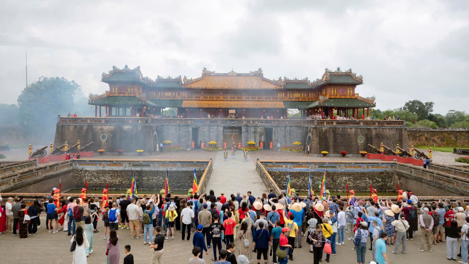 Ước nửa triệu khách du lịch đến Huế dịp Tết Bính Ngọ