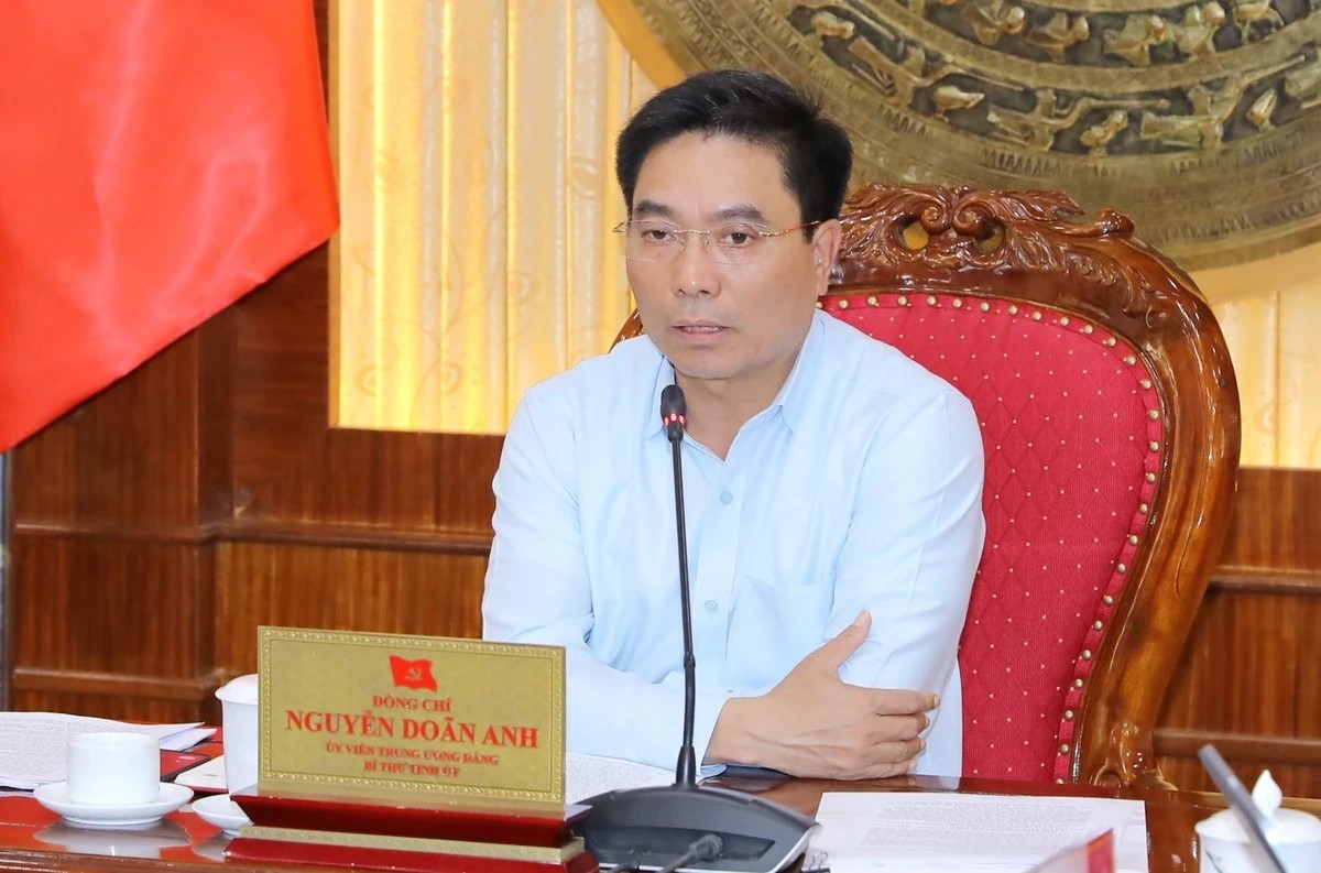 B&iacute; thư Tỉnh ủy Nguyễn Do&atilde;n Anh chủ tr&igrave; hội nghị.