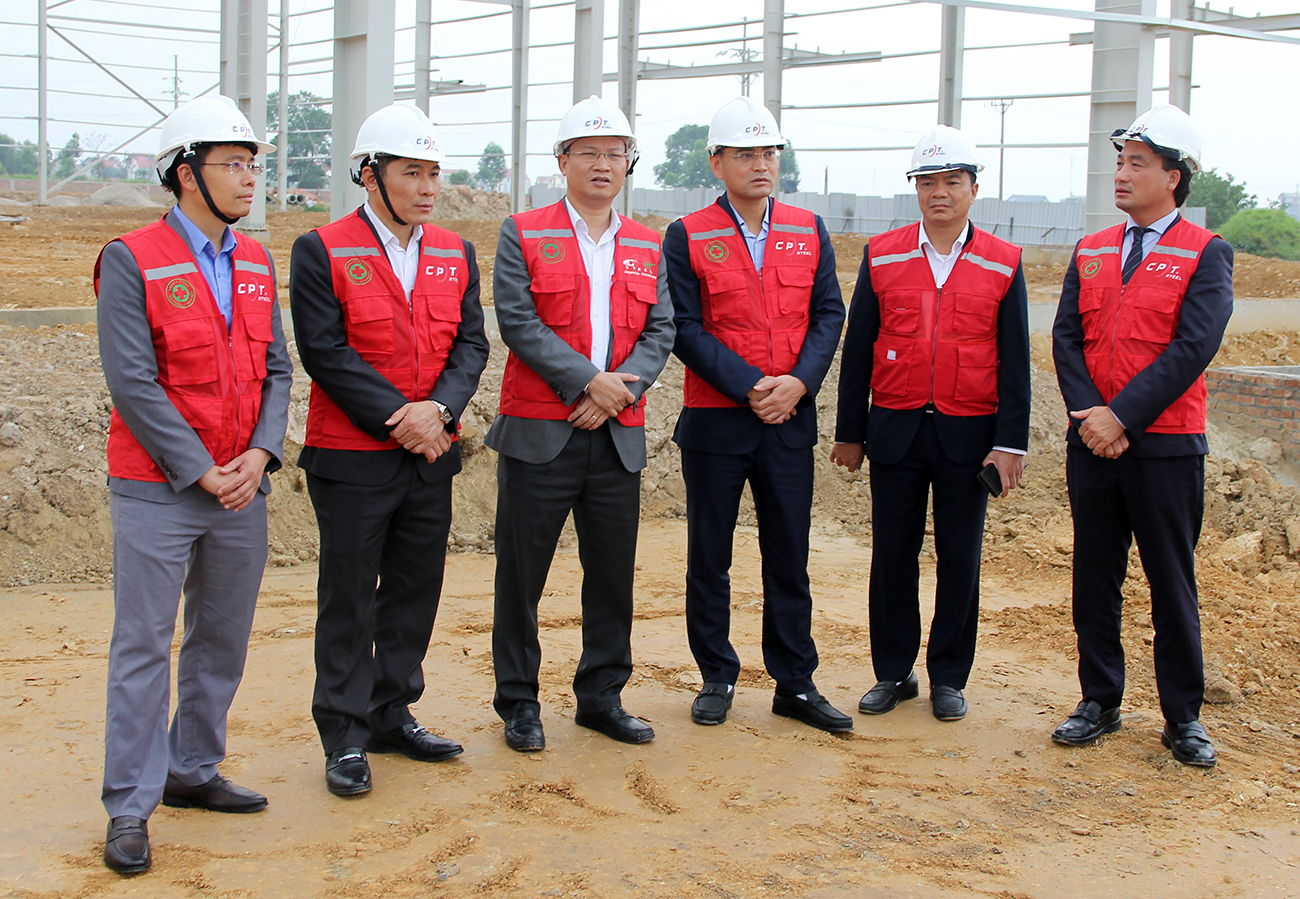 Phó Chủ tịch UBND tỉnh Phạm Văn Thịnh tham quan thực địa dự án “Tổ hợp sản xuất sản phẩm cơ khí” Phó Chủ tịch UBND tỉnh Phạm Văn Thịnh tham quan thực địa dự án “Tổ hợp sản xuất sản phẩm cơ khí”