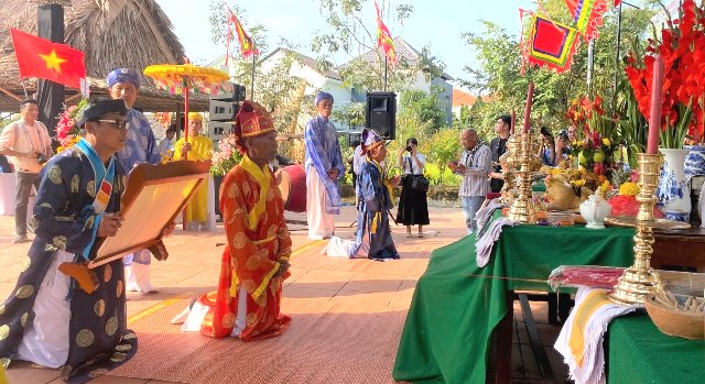 Lễ hội Cầu B&ocirc;ng