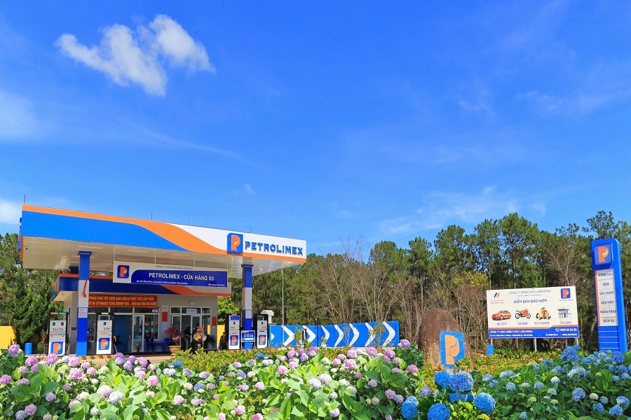 Vượt qua một chặng đường d&agrave;i với nhiều cam go, thử th&aacute;ch, 50 năm h&igrave;nh th&agrave;nh v&agrave; ph&aacute;t triển (23/2/1976 - 23/2/2026), C&ocirc;ng ty Xăng dầu L&acirc;m Đồng khẳng định vị thế