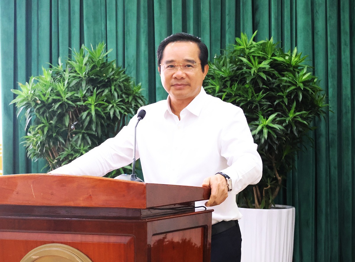 TP. HCM chi hơn 2.100 tỷ đồng để đảm bảo “không ai thiếu Tết”