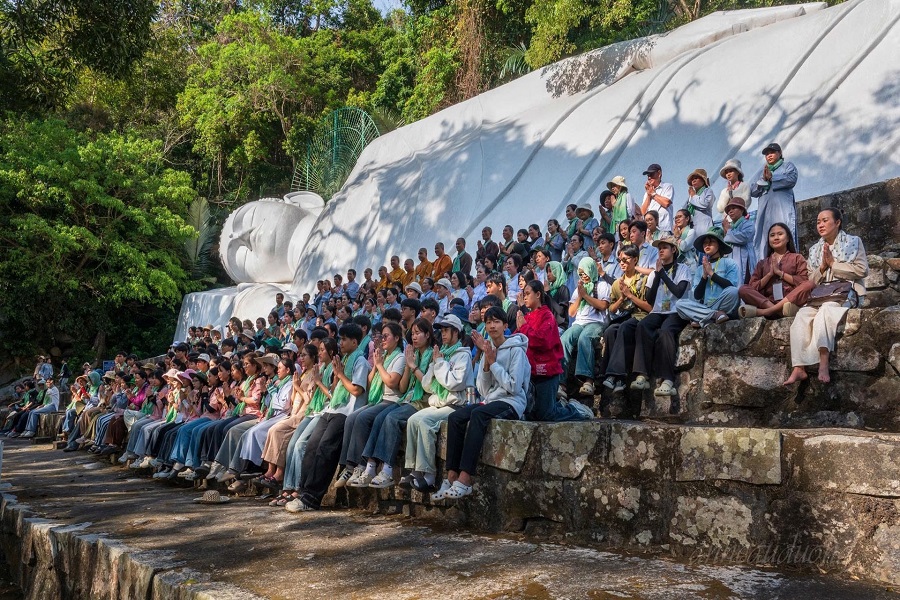 Dịp Tết B&iacute;nh Ngọ, du kh&aacute;ch đến chi&ecirc;m b&aacute;i tại Khu du lịch N&uacute;i T&agrave; C&uacute;