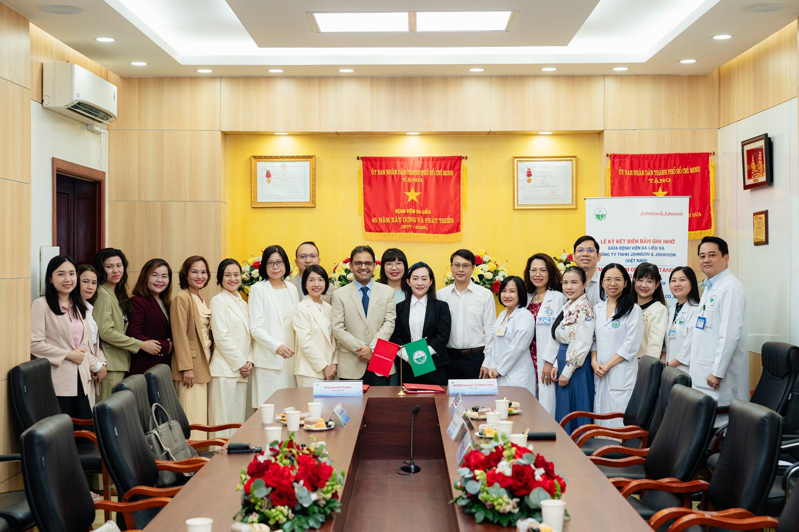 HCM - K&yacute; kết MOU với BV Da Liễu TP.HCM