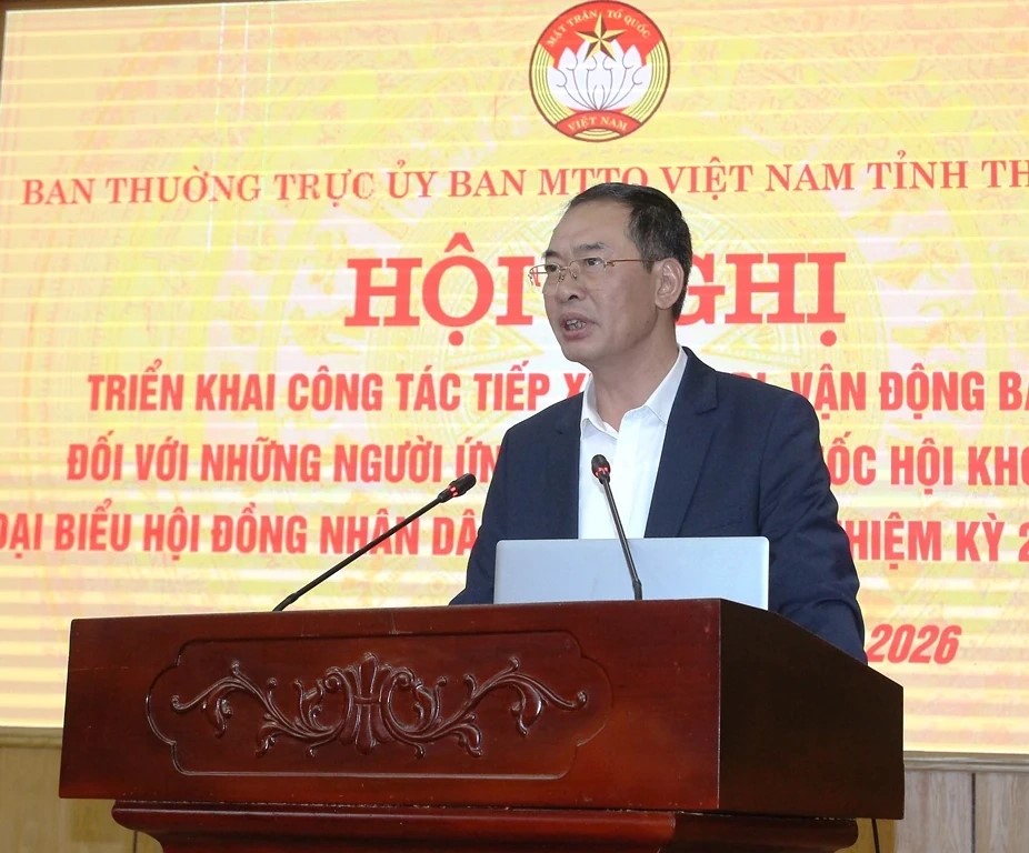 Đồng chí Trịnh Tuấn Sinh, Phó Bí thư Tỉnh ủy, Chủ tịch Ủy ban MTTQ tỉnh, phát biểu khai mạc hội nghị. Đồng chí Trịnh Tuấn Sinh, Phó Bí thư Tỉnh ủy, Chủ tịch Ủy ban MTTQ tỉnh, phát biểu khai mạc hội nghị.