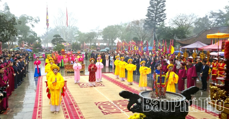 Lễ Tế nữ quan (chính lễ) tại Đền Mẫu Âu Cơ được tổ chức trang trọng, ý nghĩa. Lễ Tế nữ quan (chính lễ) tại Đền Mẫu Âu Cơ được tổ chức trang trọng, ý nghĩa.