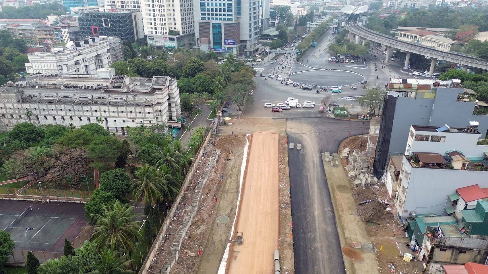 Vành đai 1 Hoàng Cầu – Voi Phục “thay da đổi thịt”: 350m mặt đường đã thảm nhựa, toàn tuyến tăng tốc về đích 2026