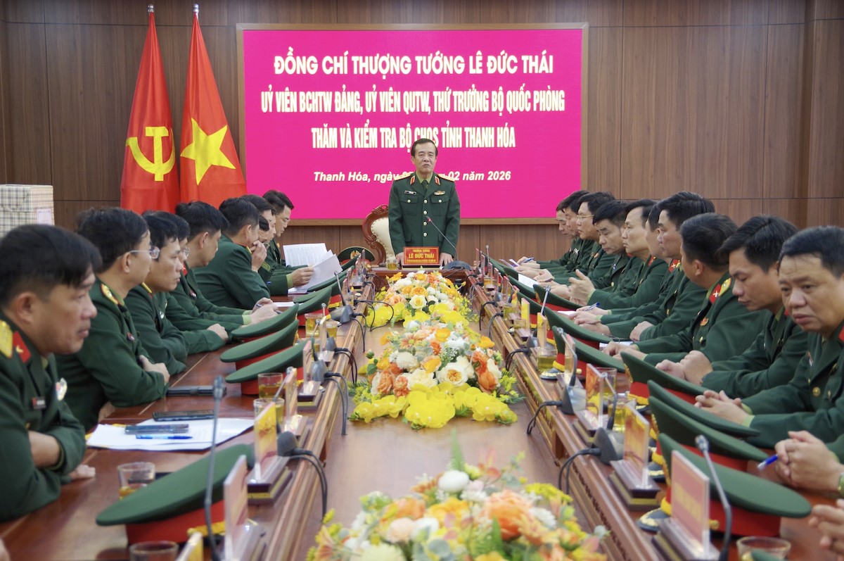 Thứ trưởng Bộ Quốc phòng Lê Đức Thái thăm và kiểm tra tại Bộ Chỉ huy Quân sự tỉnh Thanh Hóa