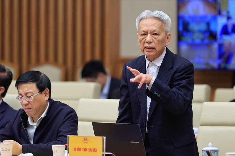 Tiến sĩ Nguyễn Sĩ Dũng, nguyên Phó Chủ nhiệm Văn phòng Quốc hội, Thành viên Hội đồng Tư vấn chính sách phát biểu - Ảnh: VGP/Nhật Bắc Tiến sĩ Nguyễn Sĩ Dũng, nguyên Phó Chủ nhiệm Văn phòng Quốc hội, Thành viên Hội đồng Tư vấn chính sách phát biểu - Ảnh: VGP/Nhật Bắc