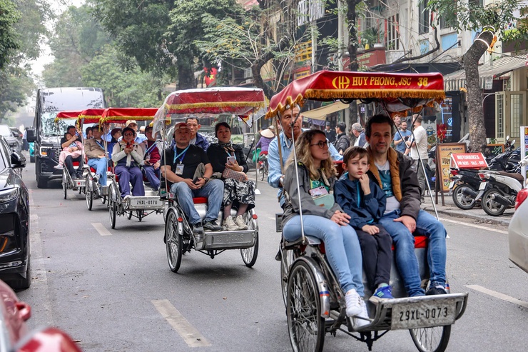 Du lịch Thủ đô phục hồi mạnh mẽ trong những tháng đầu năm 2026