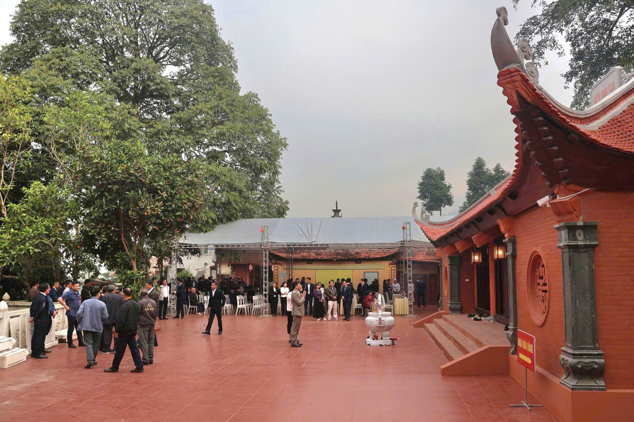 Khu&ocirc;n vi&ecirc;n Đền Đại Cại được chỉnh trang khang trang, sẵn s&agrave;ng đ&oacute;n Nh&acirc;n d&acirc;n v&agrave; du kh&aacute;ch về dự lễ hội xu&acirc;n 2026.