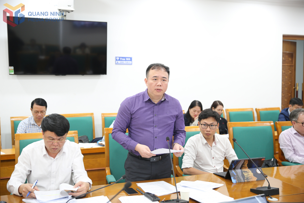 Đại diện c&aacute;c sở, ng&agrave;nh, địa phương tham gia g&oacute;p &yacute; dự thảo đề &aacute;n