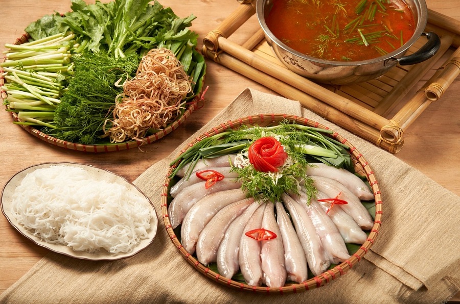 Món lẩu này thường được sử dụng trong các bữa ăn hàng ngày, đặc biệt vào cuối tuần hoặc khi gia đình quây quần Món lẩu này thường được sử dụng trong các bữa ăn hàng ngày, đặc biệt vào cuối tuần hoặc khi gia đình quây quần