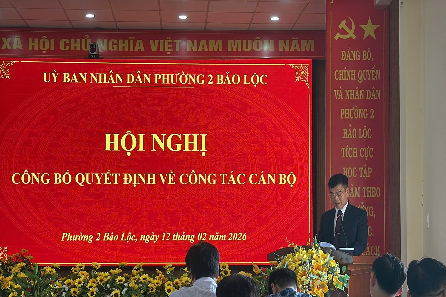 Đồng chí Hà Xuân Hiền, tân Giám đốc Trạm y tế Phường 2 Bảo Lộc bày tỏ niềm vinh dự, tự hào trước sự quan tâm, tin tưởng của Đảng ủy, chính quyền và Nhân dân phường Đồng chí Hà Xuân Hiền, tân Giám đốc Trạm y tế Phường 2 Bảo Lộc bày tỏ niềm vinh dự, tự hào trước sự quan tâm, tin tưởng của Đảng ủy, chính quyền và Nhân dân phường