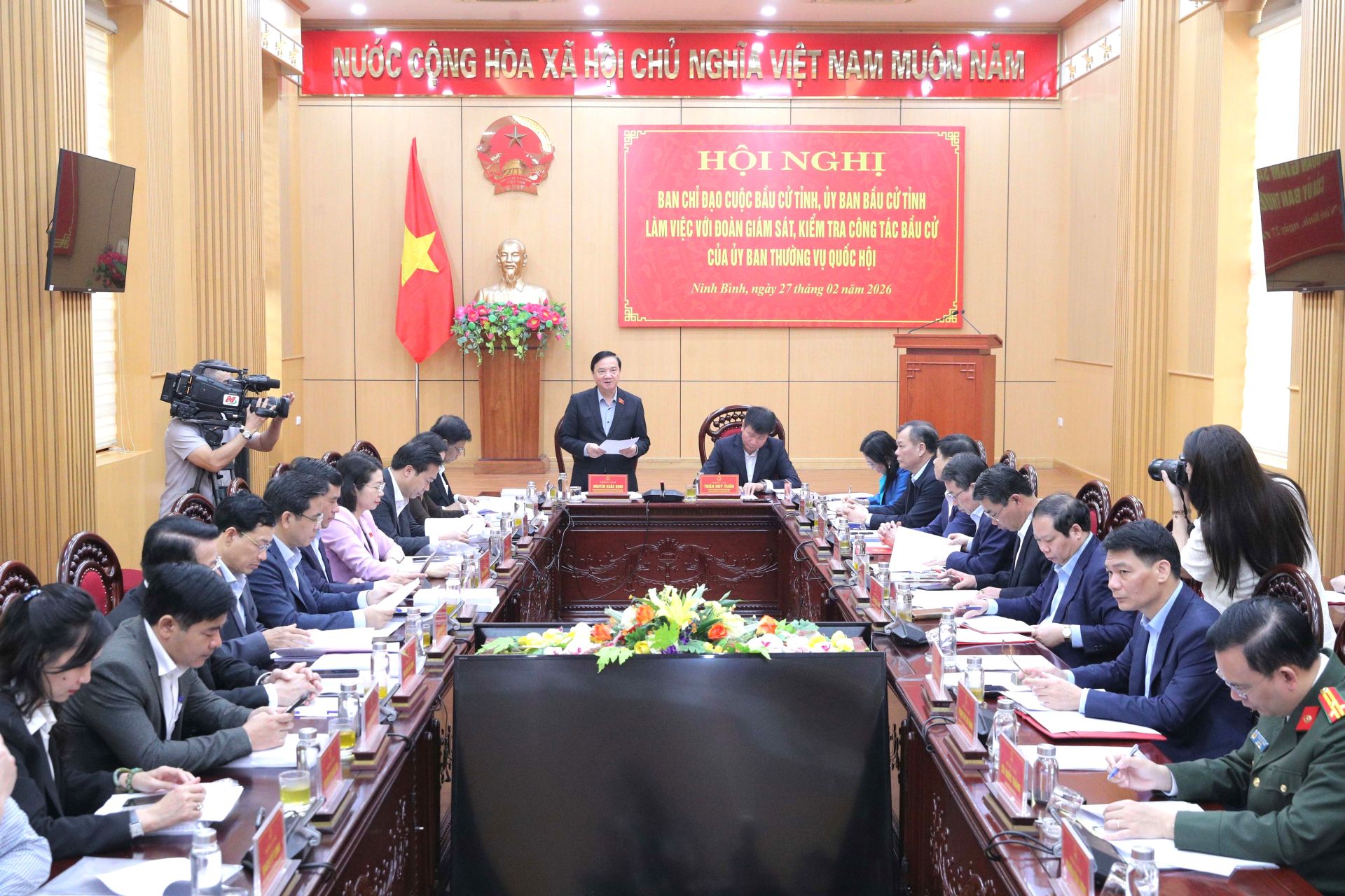 Phó Chủ tịch Quốc hội Nguyễn Khắc Định giám sát, kiểm tra công tác bầu cử tại Ninh Bình Phó Chủ tịch Quốc hội Nguyễn Khắc Định giám sát, kiểm tra công tác bầu cử tại Ninh Bình