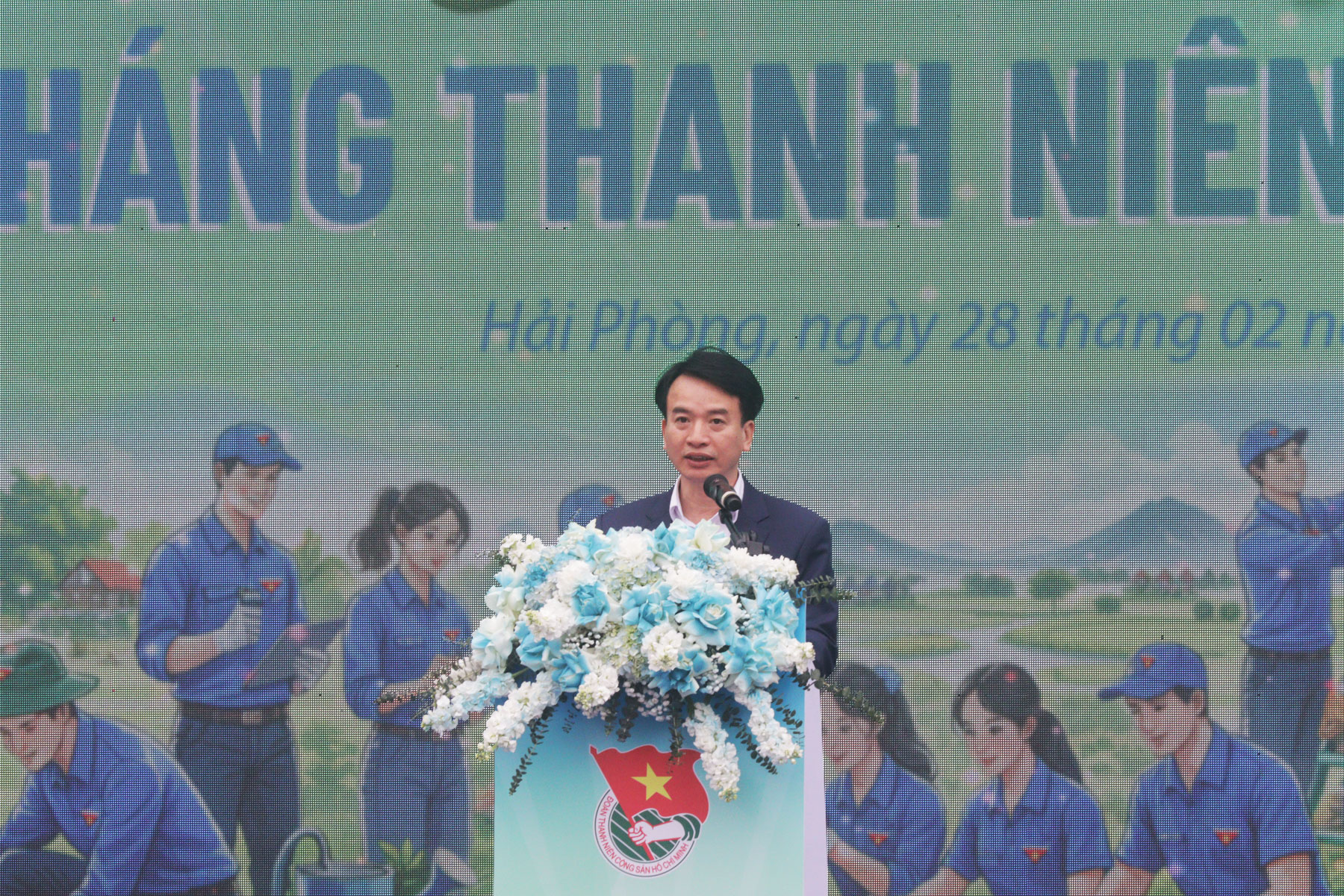 Đồng ch&iacute; Nguyễn Đức Tuấn, Ph&oacute; Chủ tịch Thường trực Ủy ban MTTQ Việt Nam th&agrave;nh phố ph&aacute;t biểu tại Lễ khởi động.