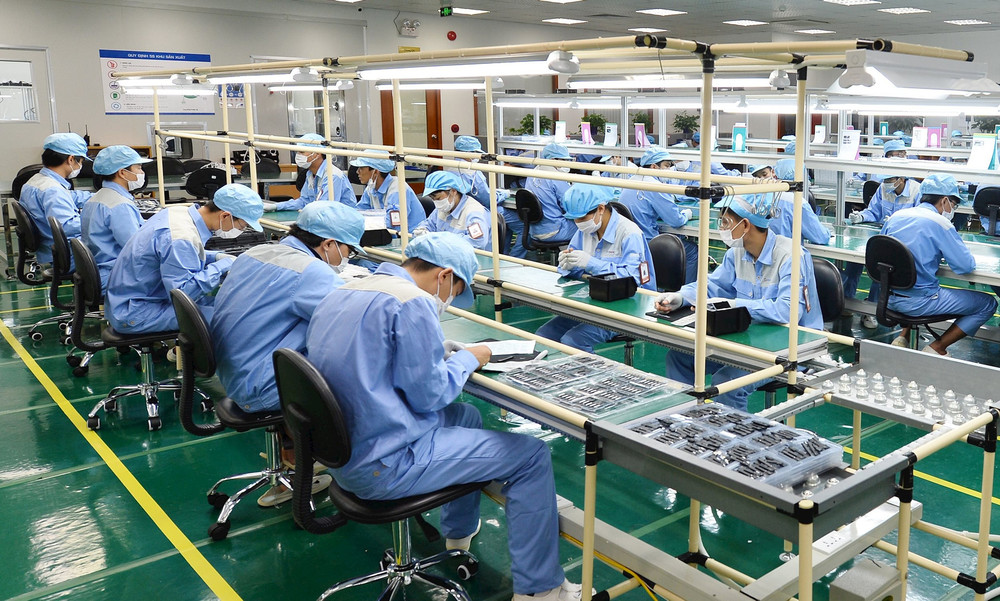 Nh&oacute;m sản phẩm điện tử tiếp tục chiếm tỷ trọng cao nhất trong cơ cấu xuất khẩu.