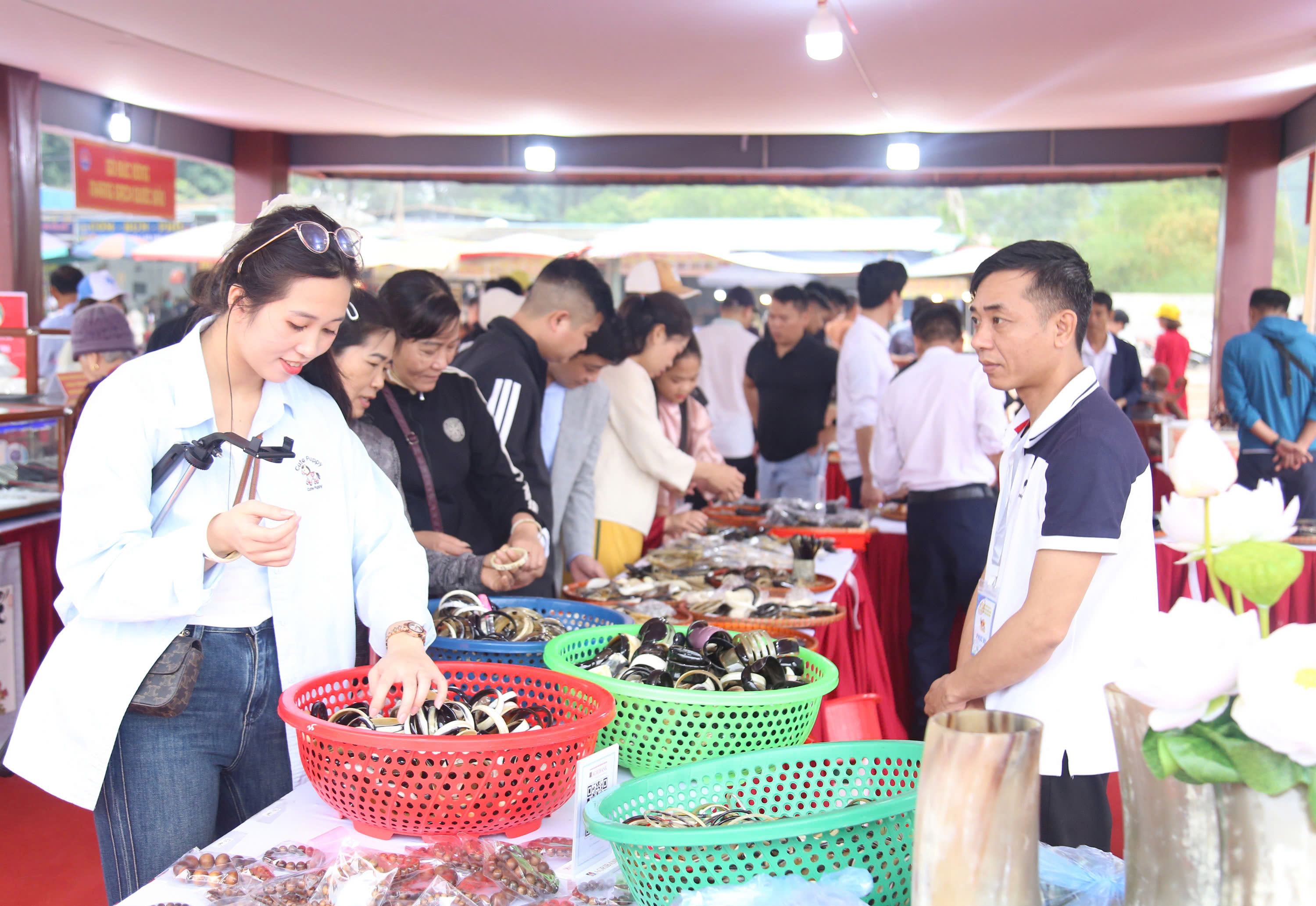 Kh&ocirc;ng gian Tuần Văn h&oacute;a, Du lịch v&agrave; X&uacute;c tiến Thương mại được thiết kế đồng bộ, c&oacute; điểm nhấn mỹ thuật, gồm c&aacute;c khu chức năng r&otilde; r&agrave;ng.