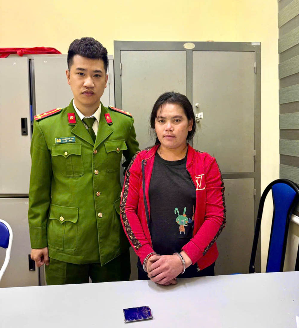 Sơn La: Bắt quả tang đối tượng tàng trữ 43 viên ma túy tổng hợp lúc rạng sáng