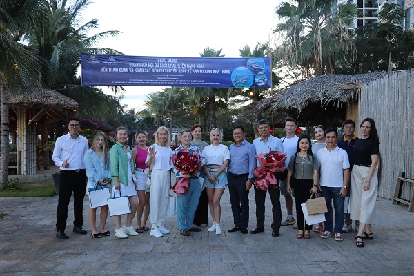 Đoan HHDL Ural- LB Nga khảo s&aacute;t tại Bếp Du thuyền Quốc tế Ana Marina Nha Trang