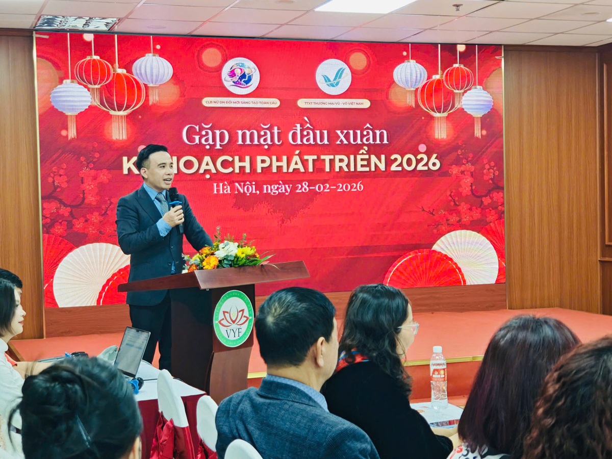 &Ocirc;ng Vũ Đ&igrave;nh Thao - Ph&oacute; Gi&aacute;m đốc Trung t&acirc;m X&uacute;c tiến Thương mại Vũ - V&otilde; Việt Nam ph&aacute;t biểu