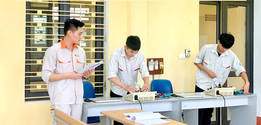 Phấn đấu hàng năm đào tạo, bồi dưỡng khoảng 1,5 triệu lao động nông thôn