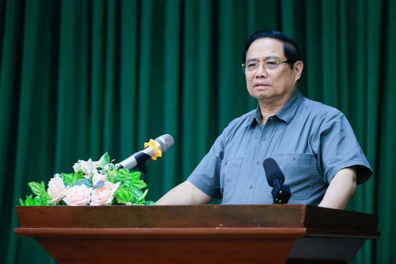 Thủ tướng: Khẩn trương đưa vào khai thác toàn tuyến cao tốc từ Quảng Ngãi tới Nha Trang