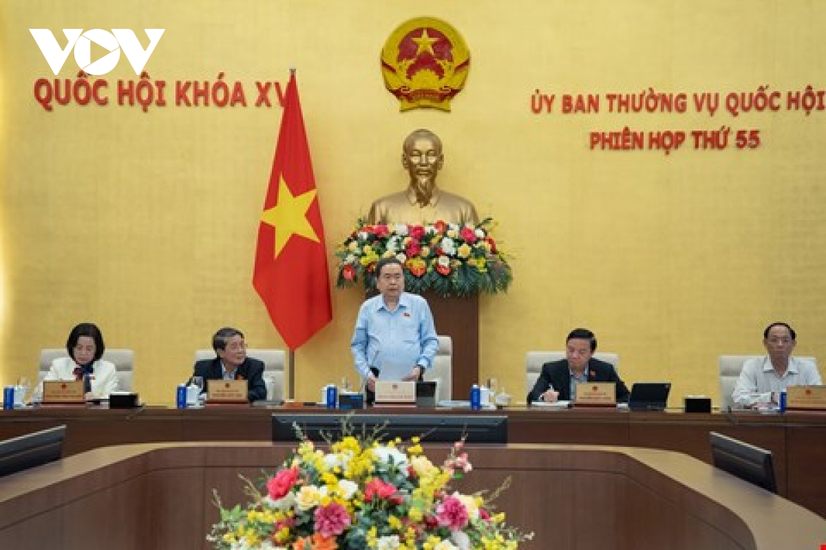 Chủ tịch Quốc hội phát biểu tại phiên họp. Chủ tịch Quốc hội phát biểu tại phiên họp.