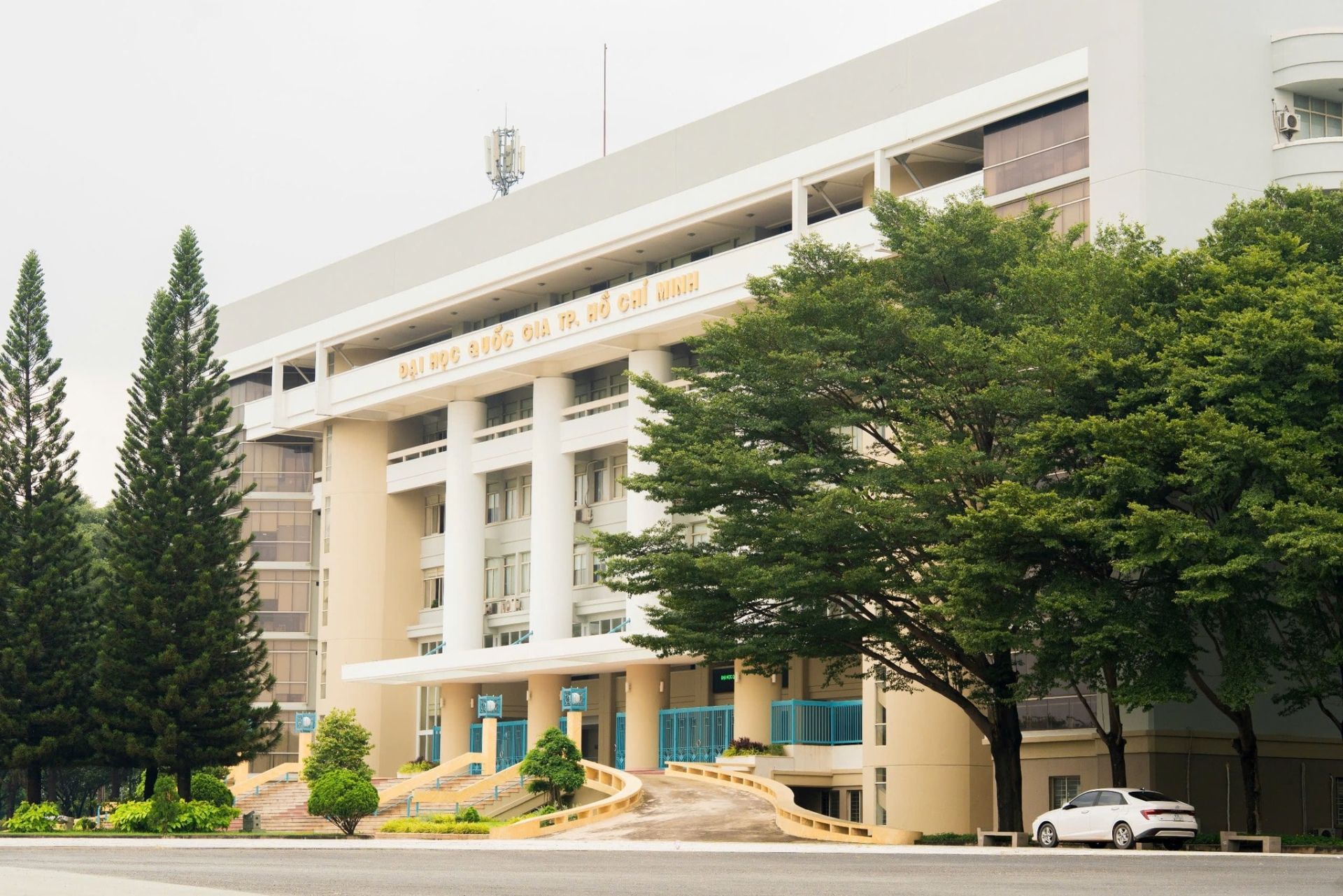 Tuyển sinh đại học 2026: 8 trường thuộc Đại học Quốc gia TP. HCM áp dụng công thức xét tuyển mới