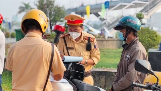 Chế tài nghiêm khắc với hành vi né tránh nộp phạt vi phạm hành chính