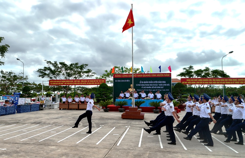 Diễu duyệt đội ngũ