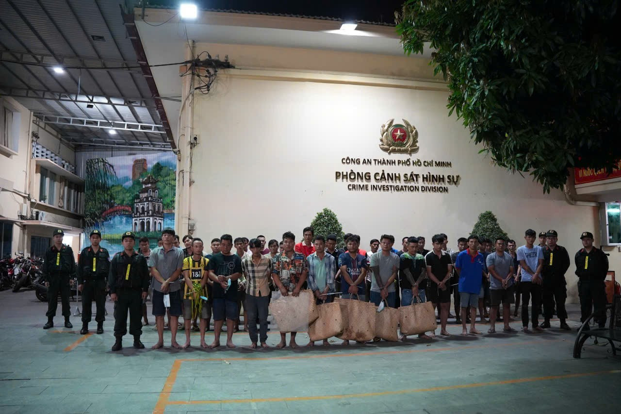 Công an TP. HCM triệt phá 2 tụ điểm cờ bạc quy mô lớn