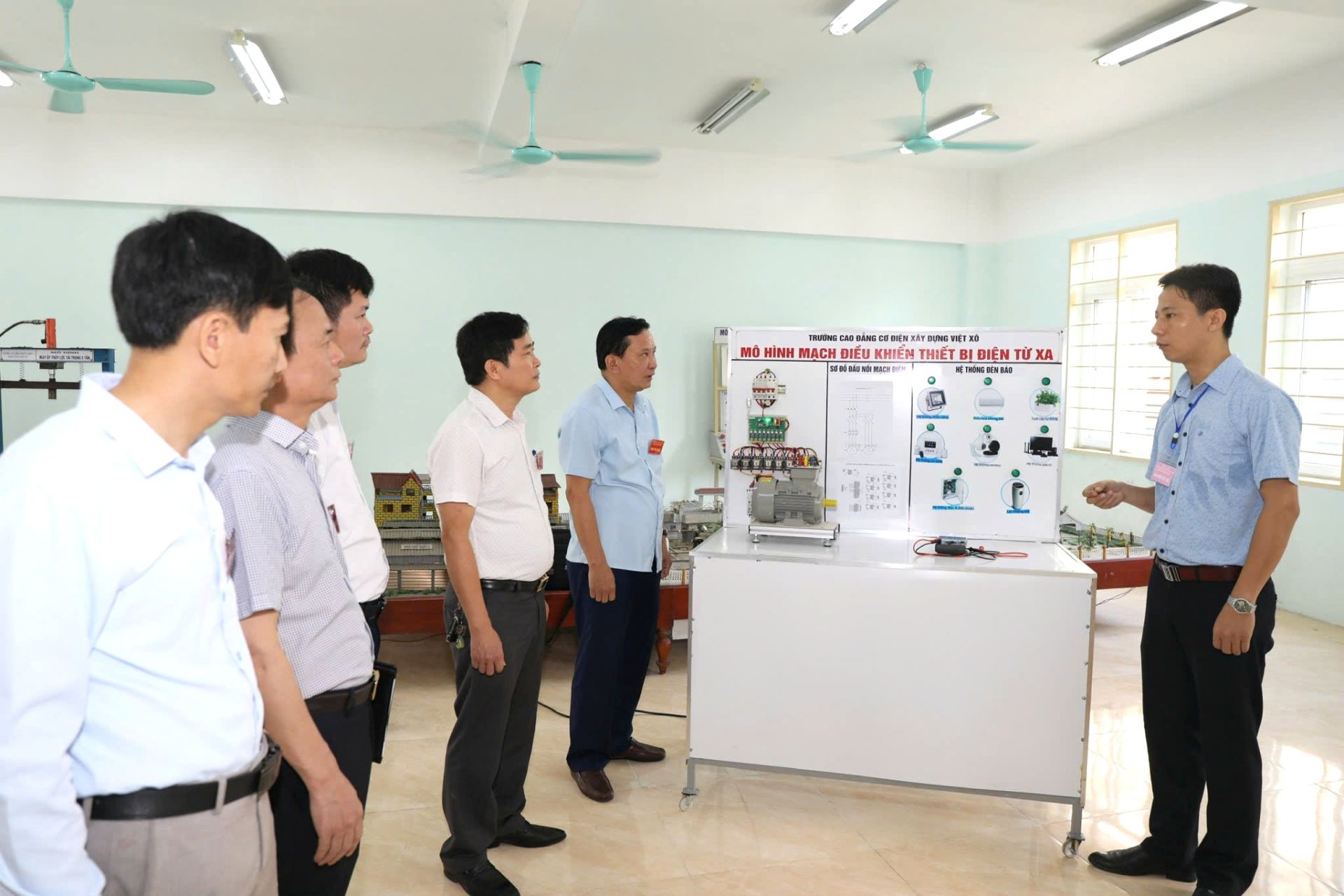 Phát triển nguồn nhân lực chất lượng cao - Đòn bẩy chiến lược để Ninh Bình bứt phá