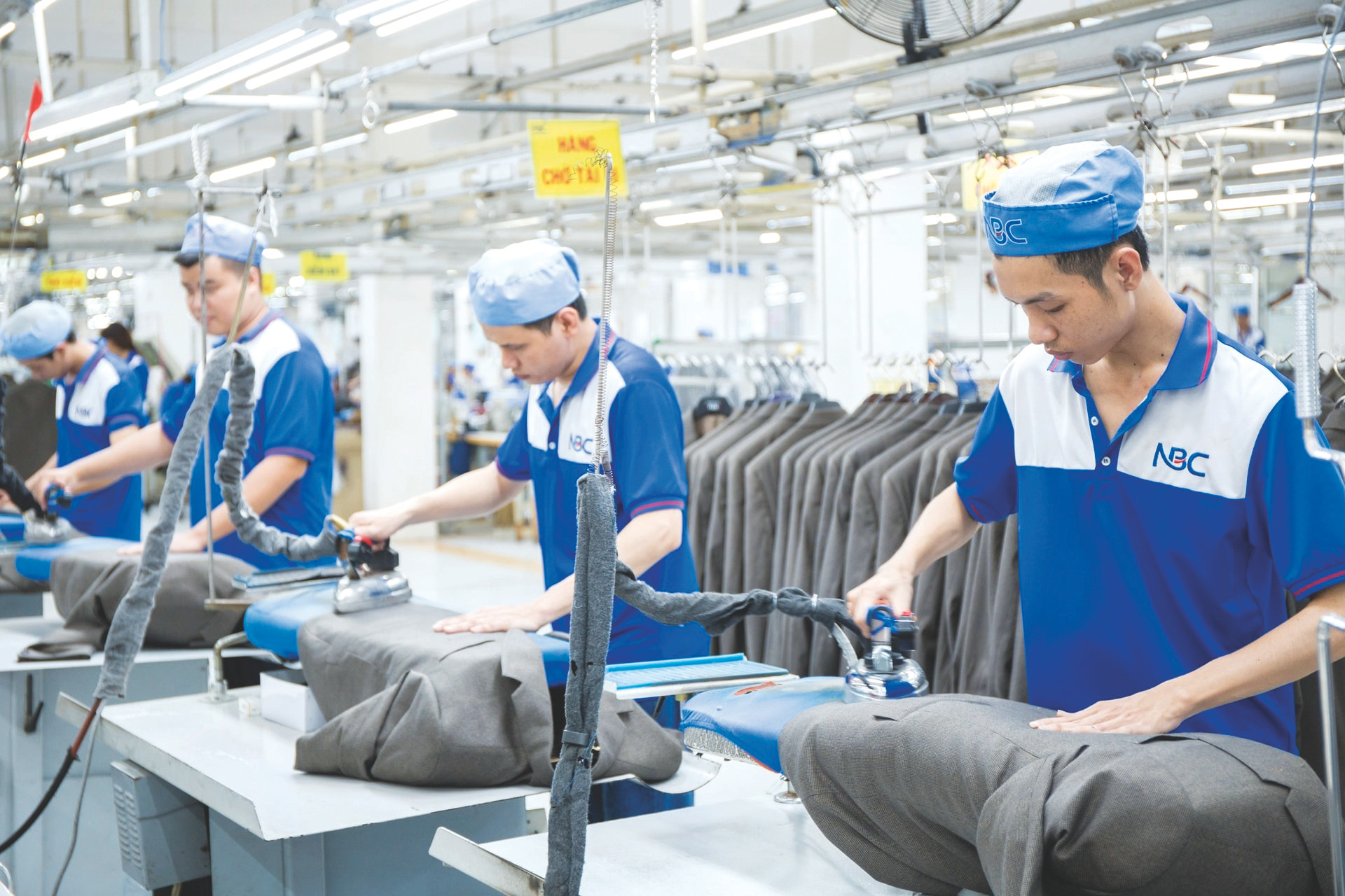 FDI trong chiến lược tăng trưởng hai con số: Đòn bẩy phát triển hay bài kiểm tra bản lĩnh điều hành?