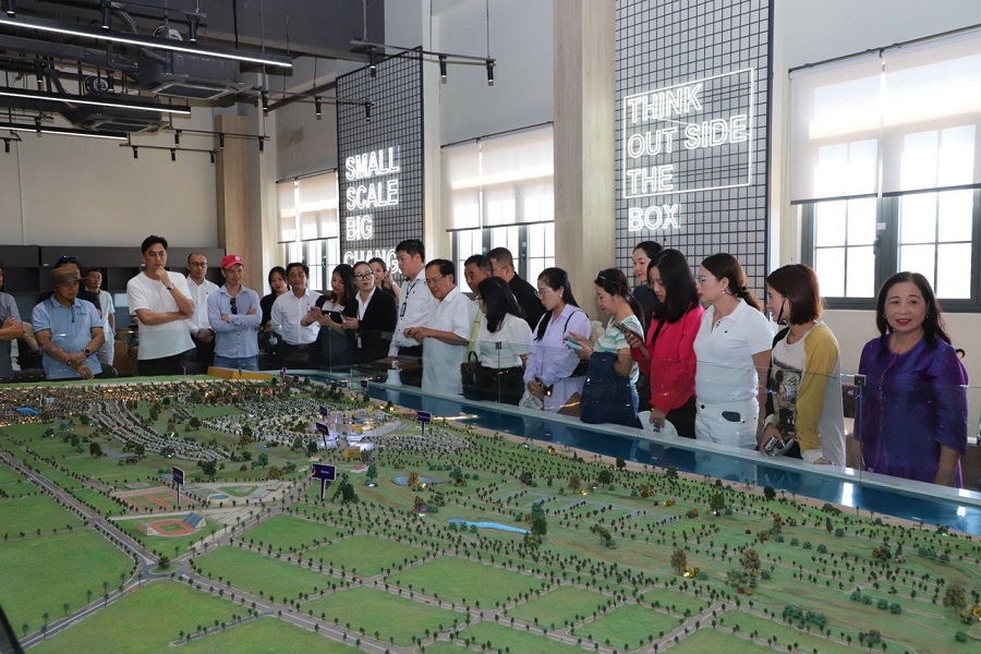 Các đại biểu trải nghiệm, tìm hiểu sản phẩm du lịch mới trong khuôn khổ chương trình Farmtrip kết nối tuyến điểm Các đại biểu trải nghiệm, tìm hiểu sản phẩm du lịch mới trong khuôn khổ chương trình Farmtrip kết nối tuyến điểm