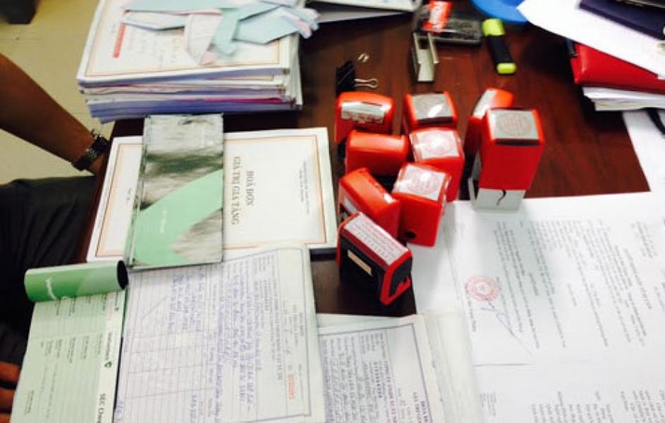 Bán hóa đơn trái phép. (Ảnh minh họa) Bán hóa đơn trái phép. (Ảnh minh họa)