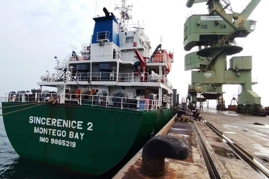 T&agrave;u nhập khẩu nguy&ecirc;n liệu của C&ocirc;ng ty TNHH Gang th&eacute;p Hưng Nghiệp Formosa cập cảng Sơn Dương trong những ng&agrave;y đầu Xu&acirc;n B&iacute;nh Ngọ