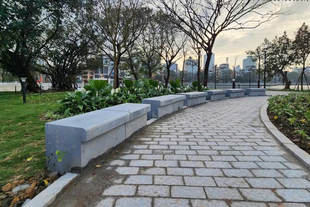 Hà Nội: Bán đảo hồ Đống Đa khoác lên diện mạo mới