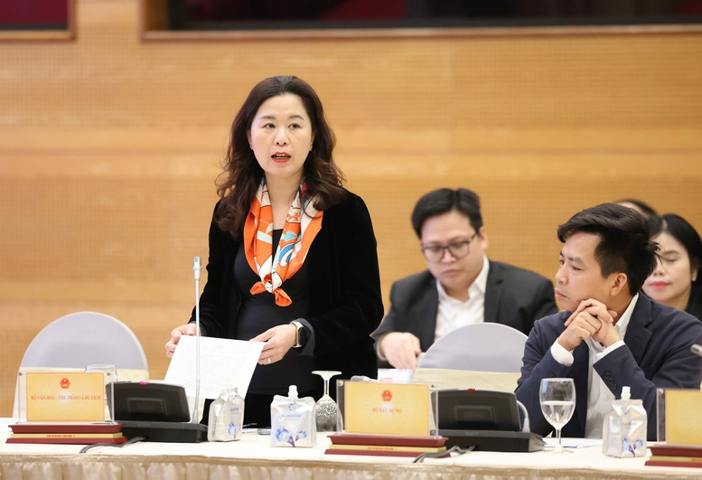 Bà Vi Thanh Hoài, Phó Cục trưởng Cục Văn hóa cơ sở, Bộ VHTT&DL, cung cấp thông tin công tác tổ chức, quản lý lễ hội năm 2026 - Ảnh: VGP/NB Bà Vi Thanh Hoài, Phó Cục trưởng Cục Văn hóa cơ sở, Bộ VHTT&DL, cung cấp thông tin công tác tổ chức, quản lý lễ hội năm 2026 - Ảnh: VGP/NB