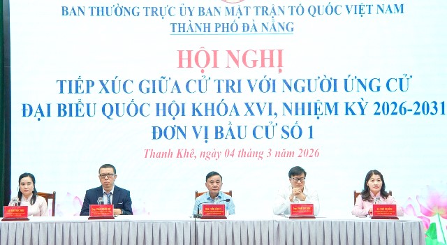 Thường trực Ban Bí thư Trần Cẩm Tú tiếp xúc cử tri tại thành phố Đà Nẵng