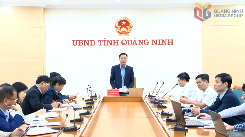 Ông Lê Văn Ánh, Phó Chủ tịch UBND tỉnh Quảng Ninh kết luận cuộc họp Ông Lê Văn Ánh, Phó Chủ tịch UBND tỉnh Quảng Ninh kết luận cuộc họp