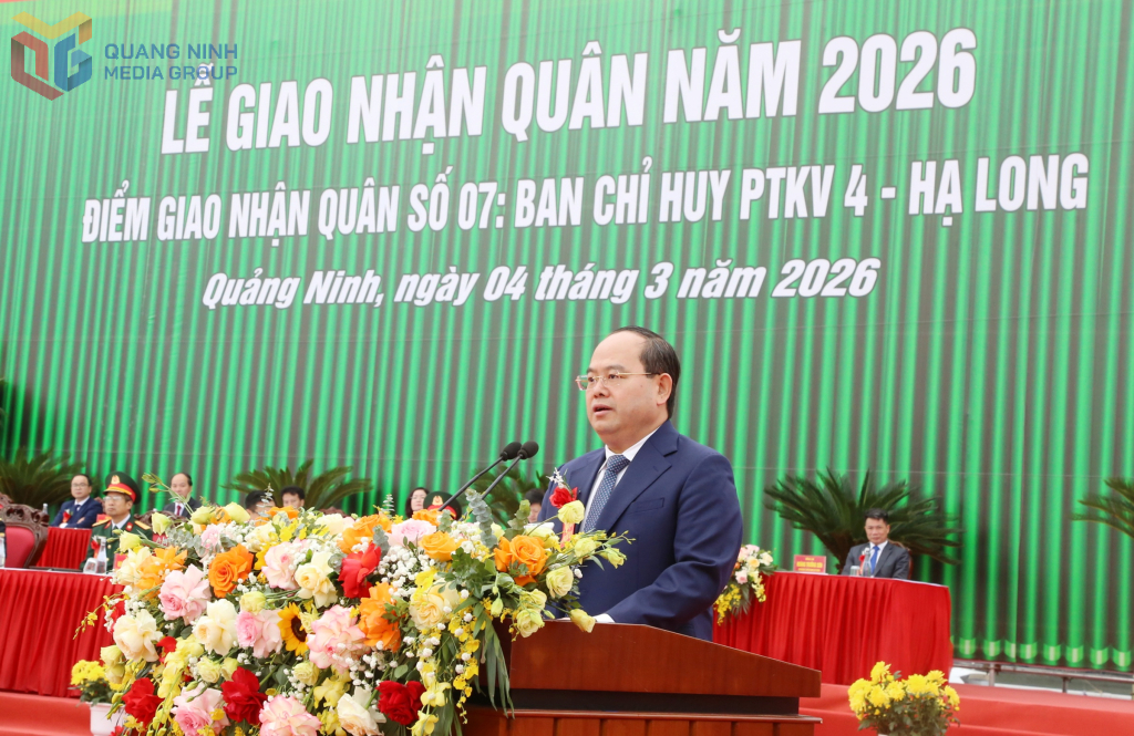 Ông Quản Minh Cường, Ủy viên Trung ương Đảng, Bí thư Tỉnh ủy, Trưởng Đoàn ĐBQH tỉnh Quảng Ninh, phát biểu tại buổi lễ giao nhận quân năm 2026 - Điểm giao nhận quân số 7 - Ban Chỉ huy PTKV 4-Hạ Long Ông Quản Minh Cường, Ủy viên Trung ương Đảng, Bí thư Tỉnh ủy, Trưởng Đoàn ĐBQH tỉnh Quảng Ninh, phát biểu tại buổi lễ giao nhận quân năm 2026 - Điểm giao nhận quân số 7 - Ban Chỉ huy PTKV 4-Hạ Long