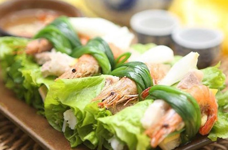 Người dân địa phương kể rằng món ăn đã tồn tại từ lâu đời, dù không ai nhớ chính xác thời điểm bắt đầu Người dân địa phương kể rằng món ăn đã tồn tại từ lâu đời, dù không ai nhớ chính xác thời điểm bắt đầu