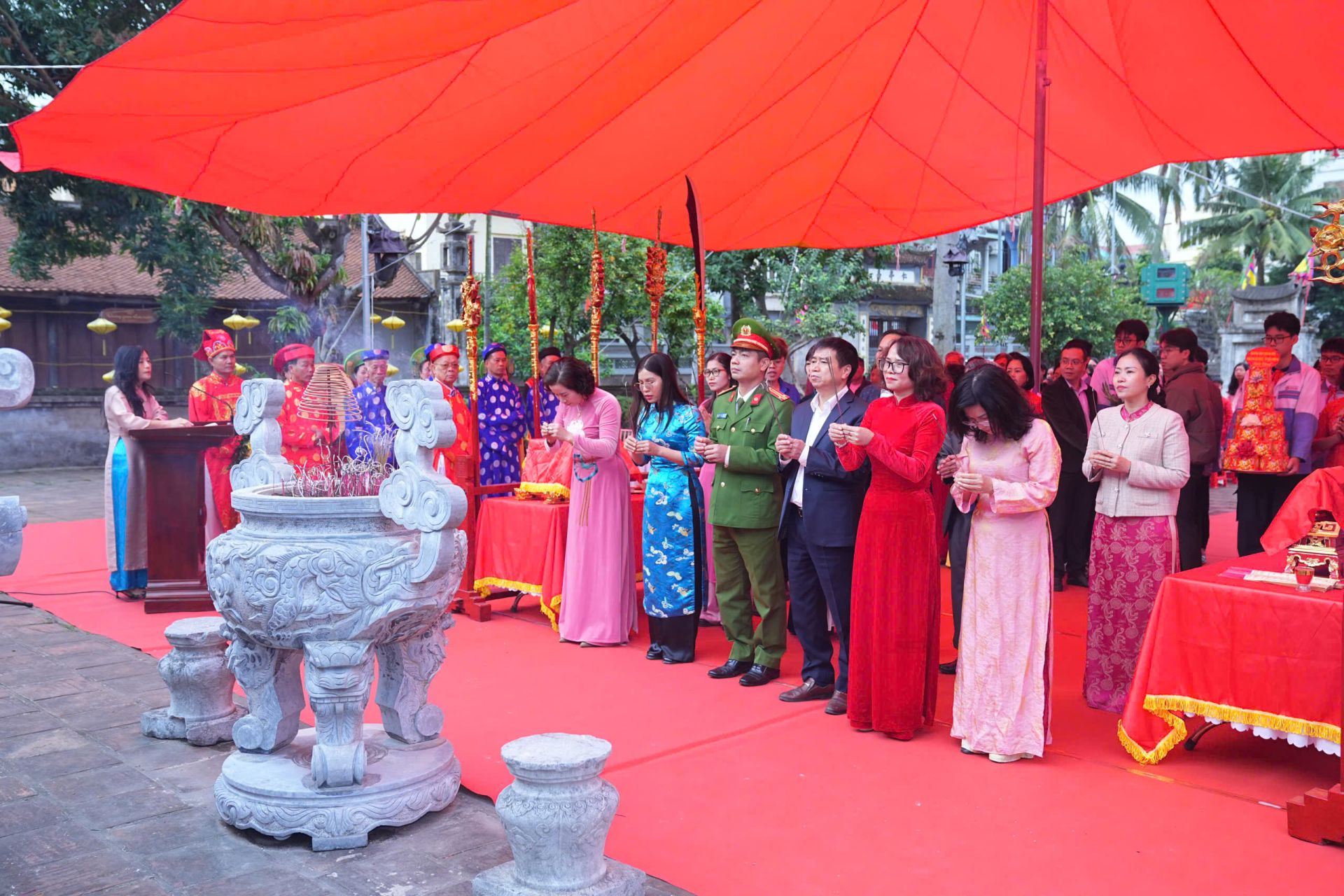 Hải Phòng: Dâng hương tưởng nhớ 1082 năm Ngày mất của Đức Vương Ngô Quyền tại Đình Kênh