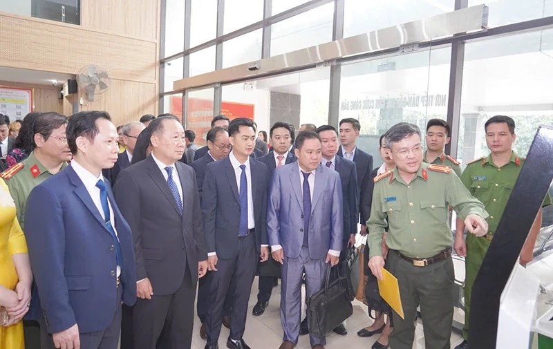 Đoàn đại biểu Bộ Công an Lào trao đổi, học tập kinh nghiệm tại Công an tỉnh Thanh Hóa